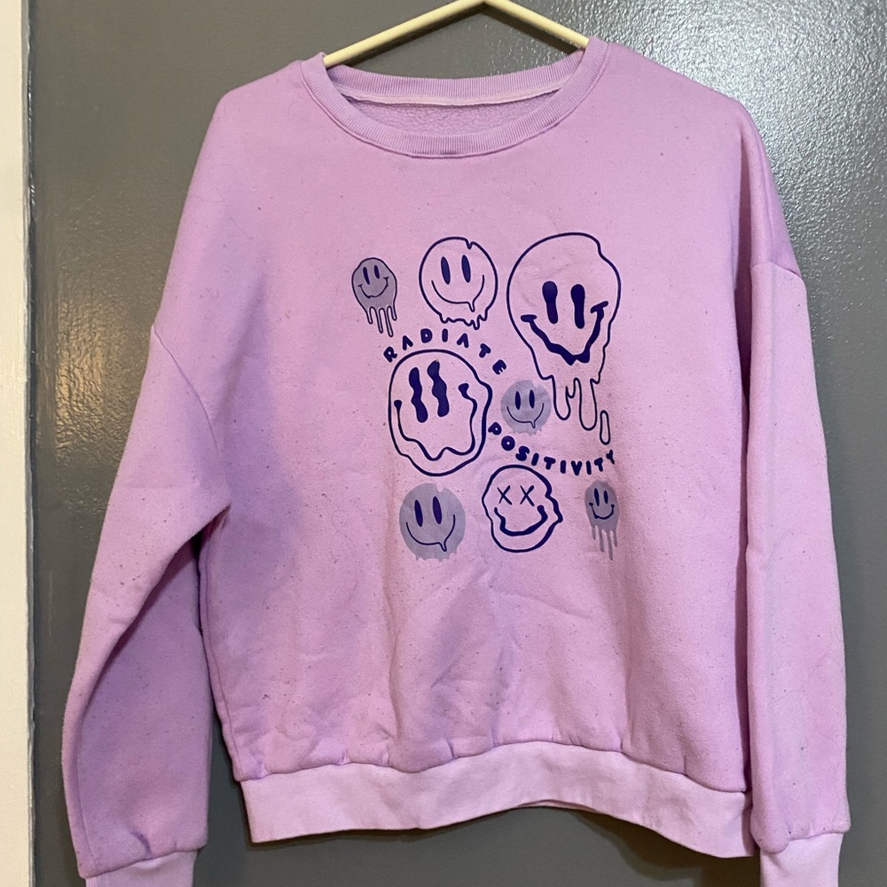 Radiate Positivity Lilac Graphic Crewneck